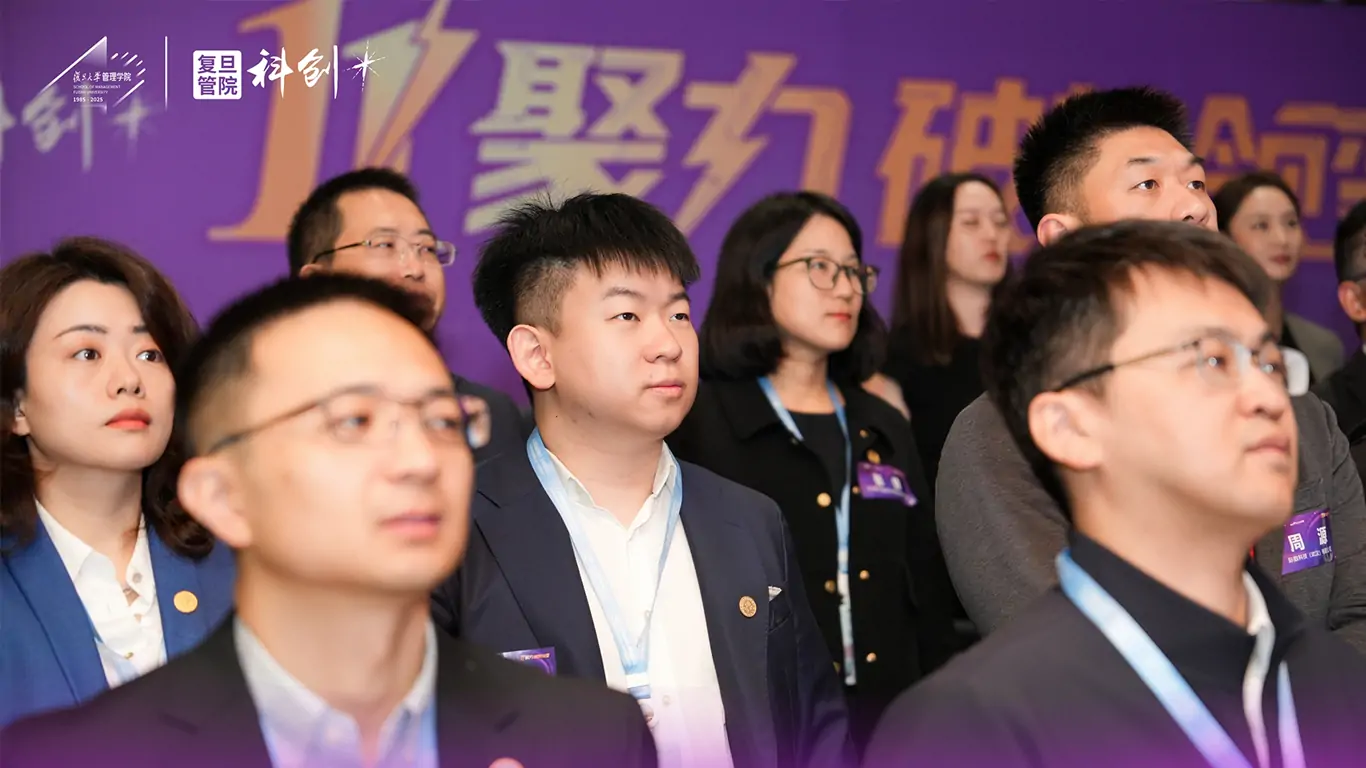 Oct Innovation | LE Robotics & Pioneers: Break Bottlenecks, Revitalize Smart Mfg